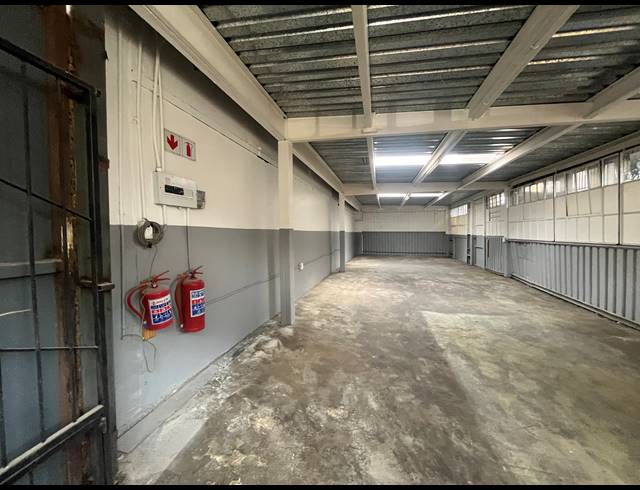 129M² WAREHOUSE TO LET IN SEBENZA